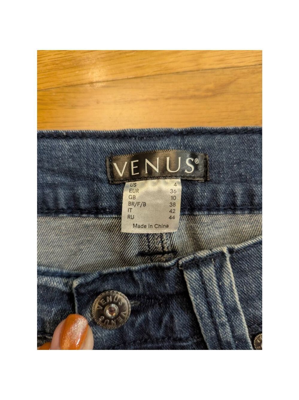 Venus Blue Denim High Rise Jean Shorts Size 4 - Picture 3 of 9